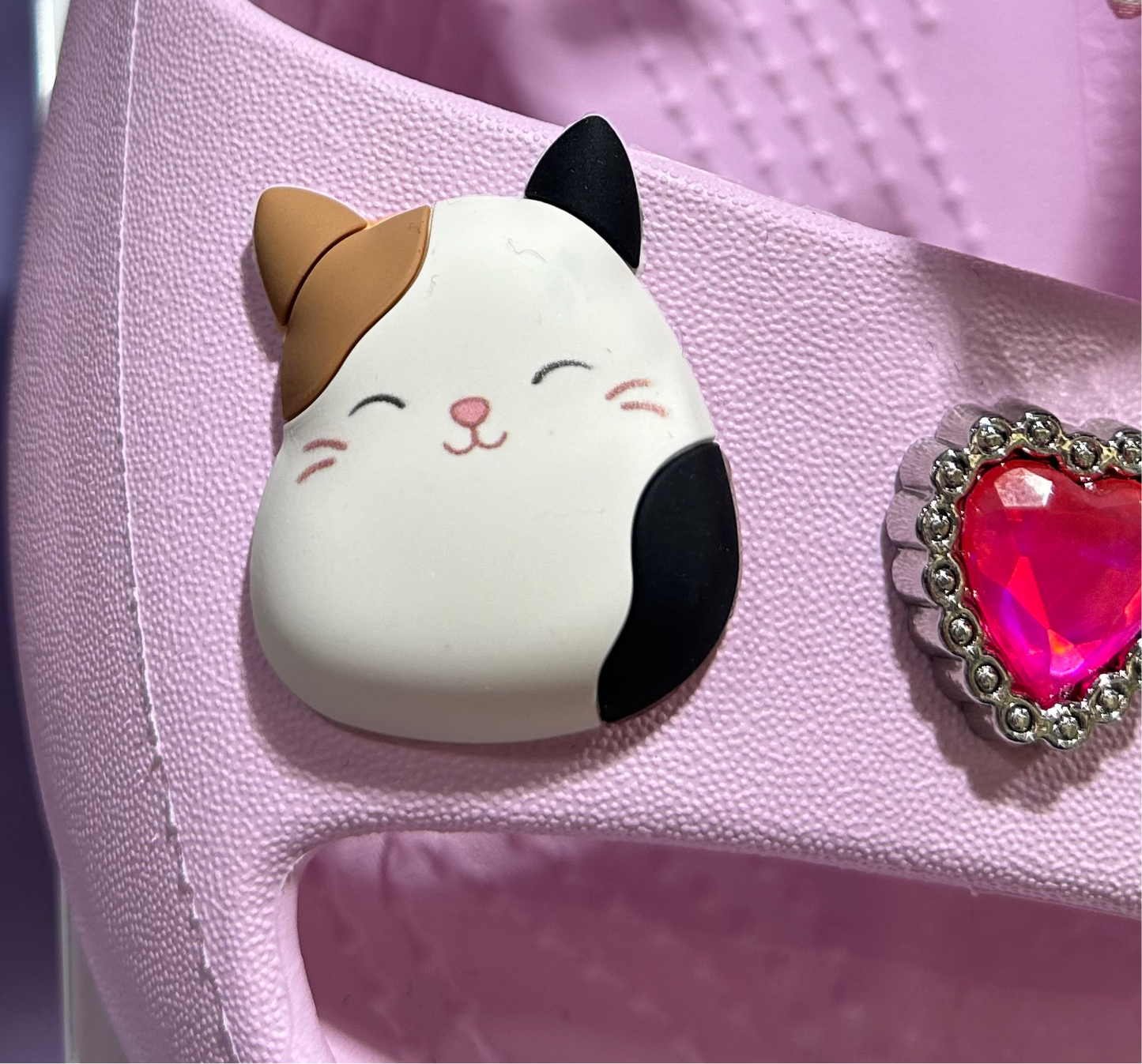 Jibbitz Gatito Squishwallows