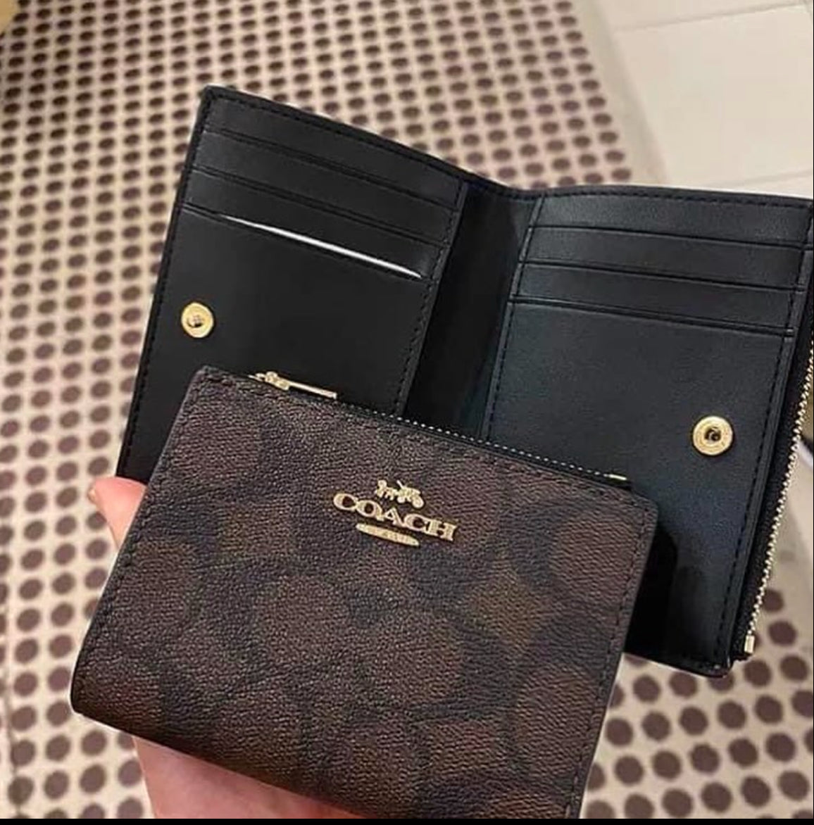 Coach Bifold Wallet 🎀