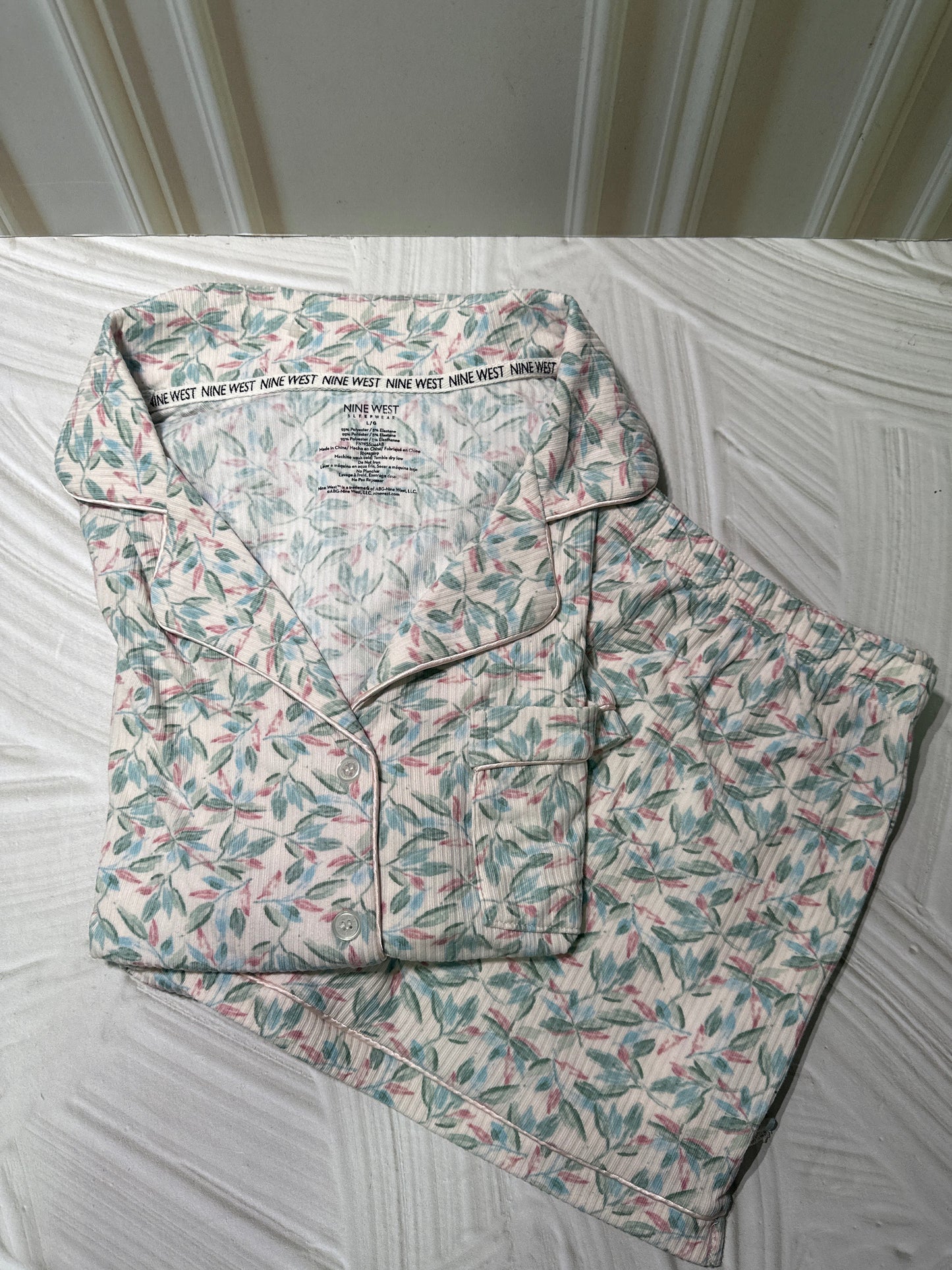 Pijama Floreada Nine West
