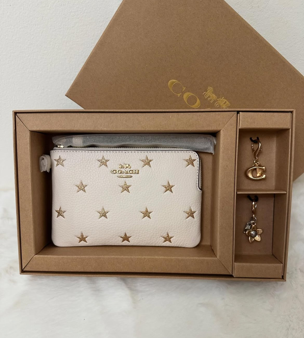 Wrislet Coach Star Print con Charms😍
