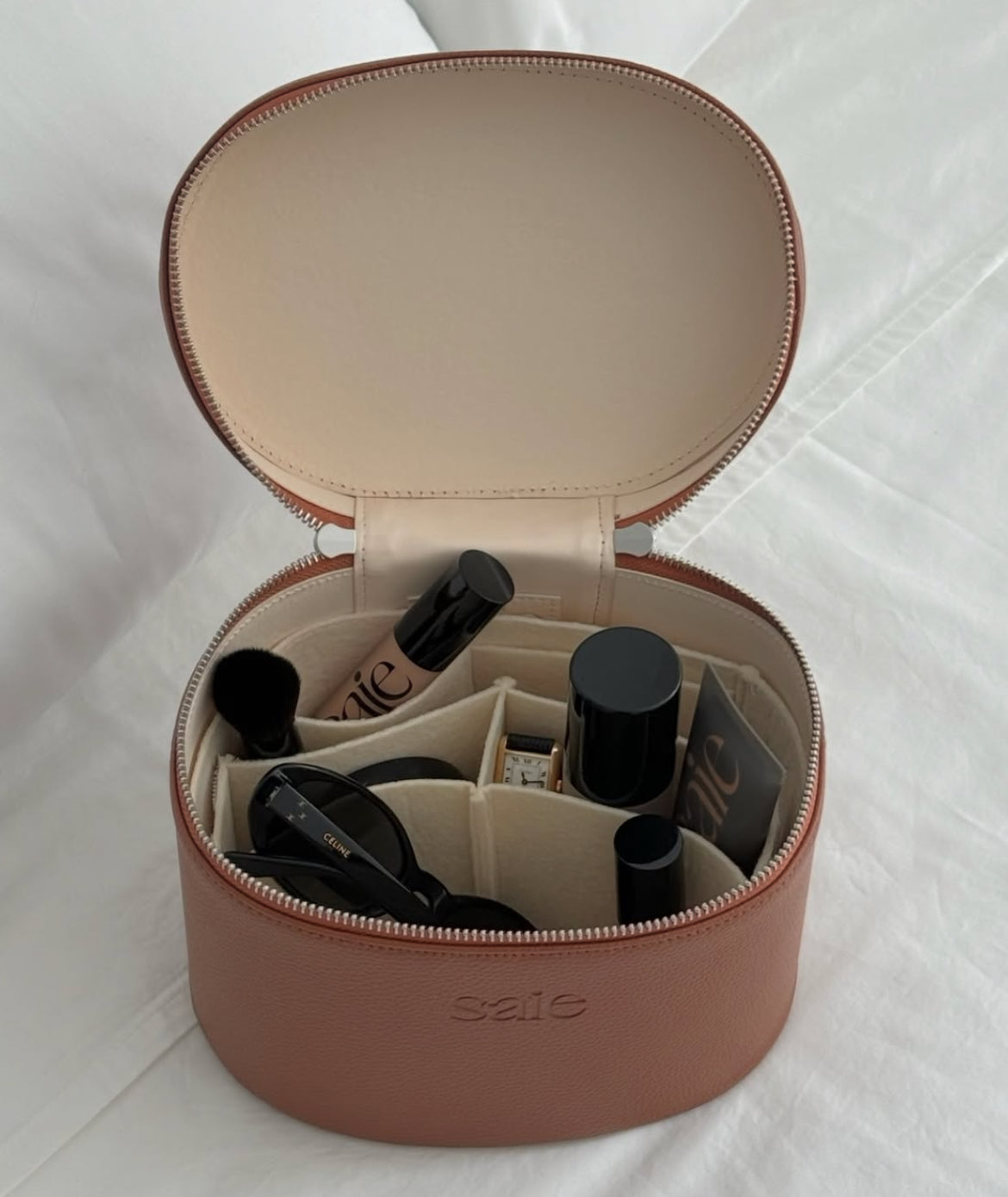 Saie Beauty✨ Vanity Case