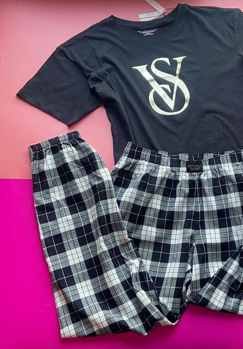 🎀 Pijama Victoria’s Secret Blanco&Negro🎀