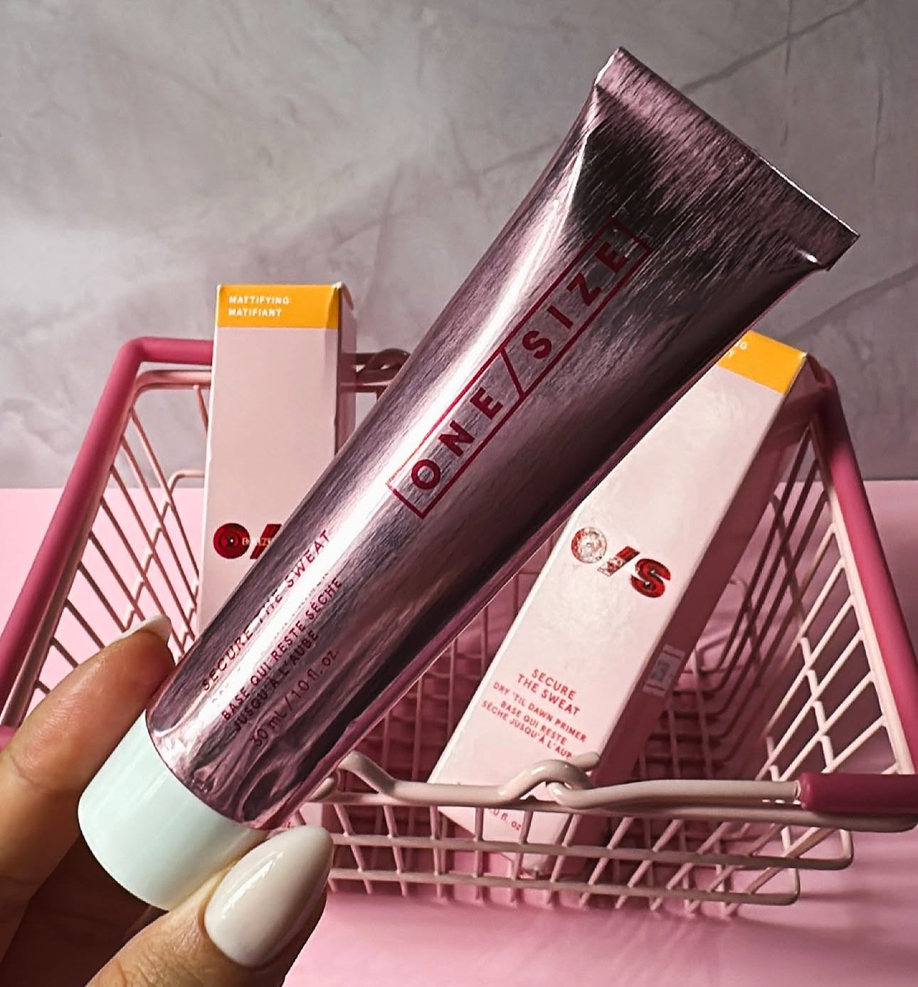 ONE/SIZE by Patrick Starrr
Secure The Sweat Waterproof Mattifying Primer