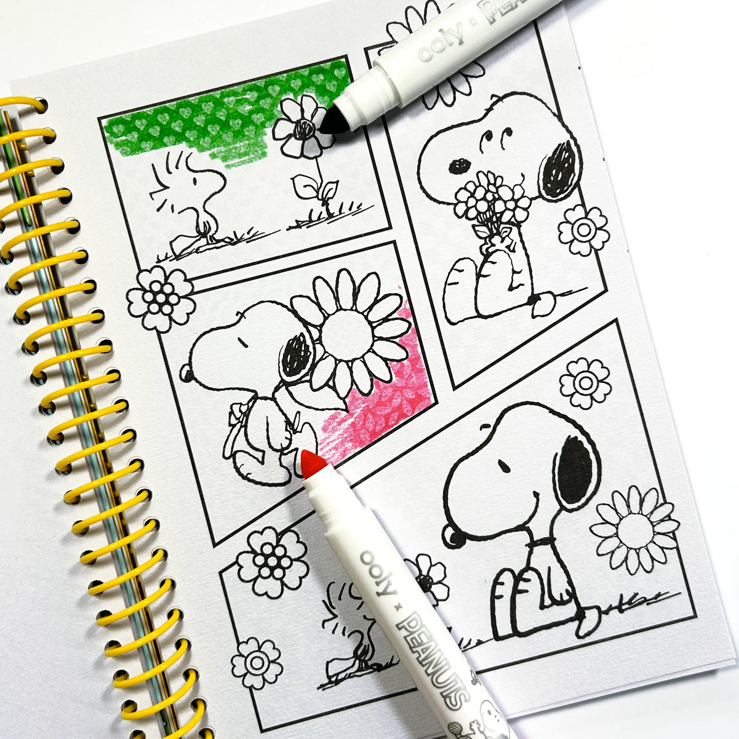 Ooly X Peanuts 60 PC Coloring Activity & Sticker Book in a Travel Box Snoopy