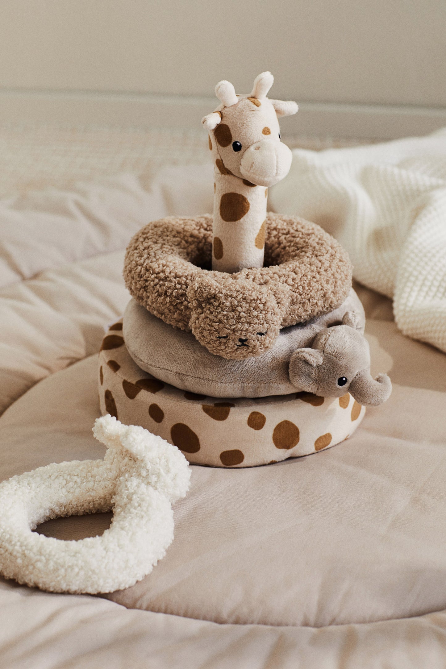 SOFT STACKING TOY