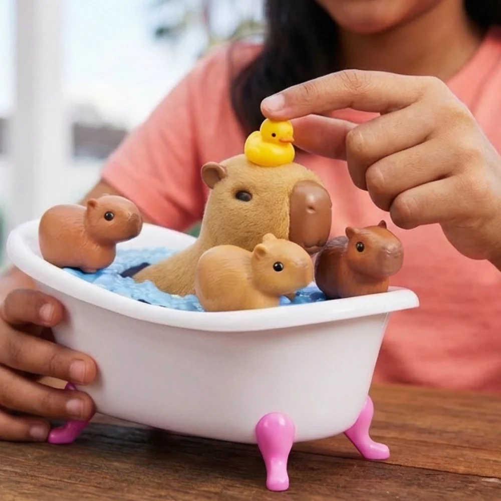 Pets Alive By Zuru Mommy Capybara And Baby Surprise Set