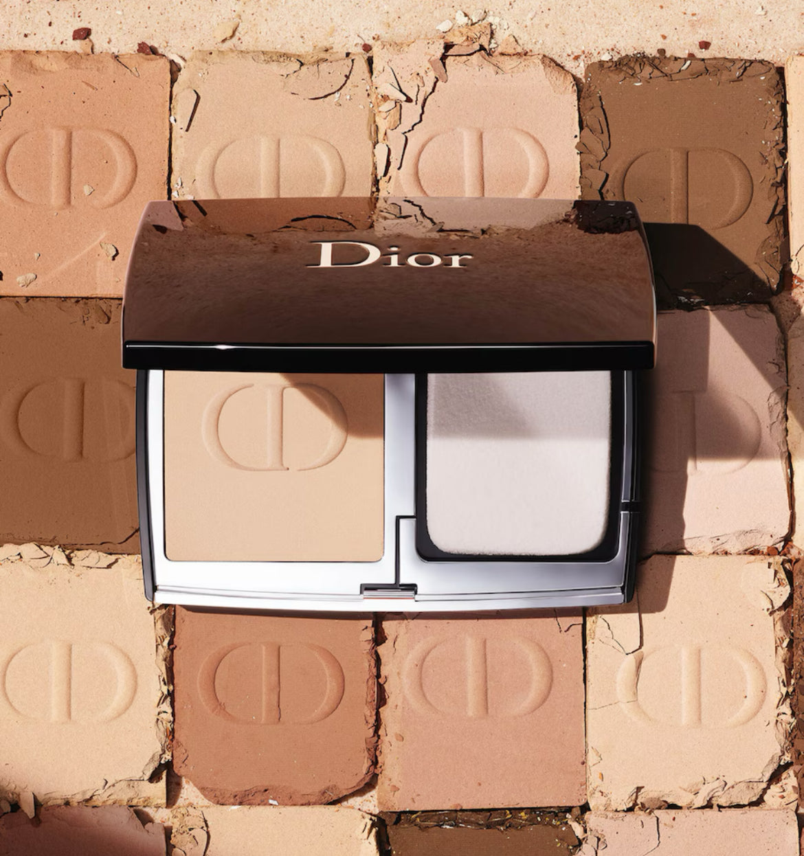 DIOR✨🎀 Forever Natural Velvet Matte Compact Foundation
