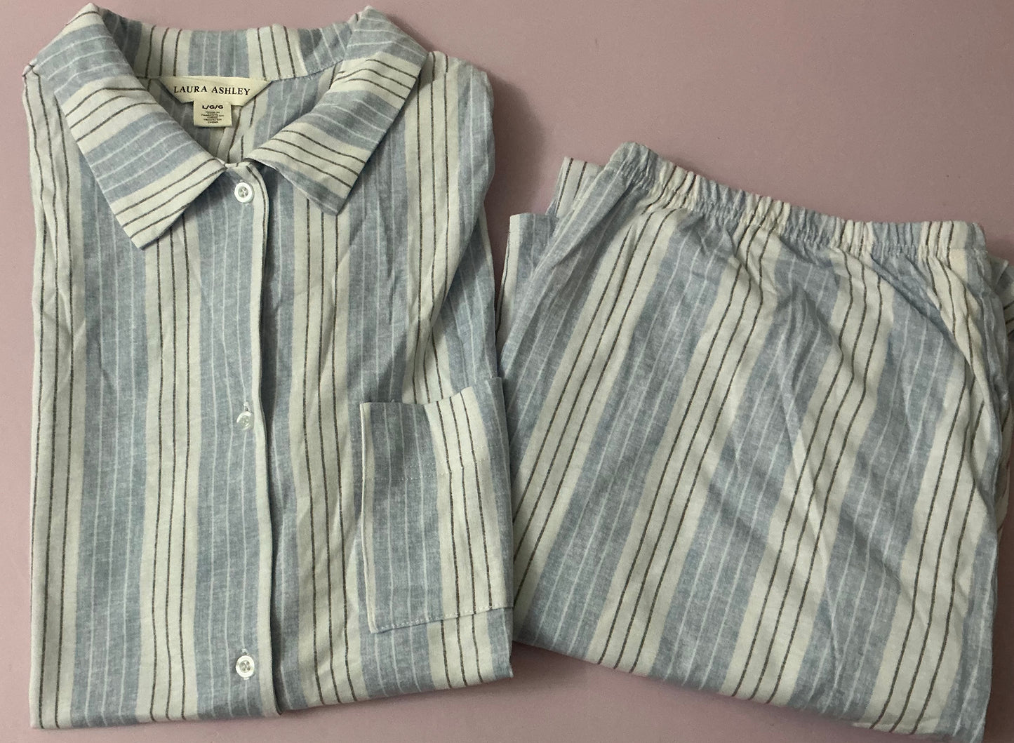 Pijama Laura Ashley rayada