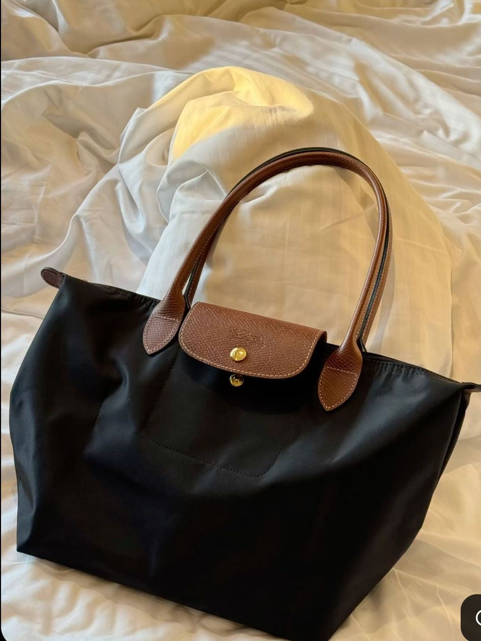 Longchamp Le Pliage M Black