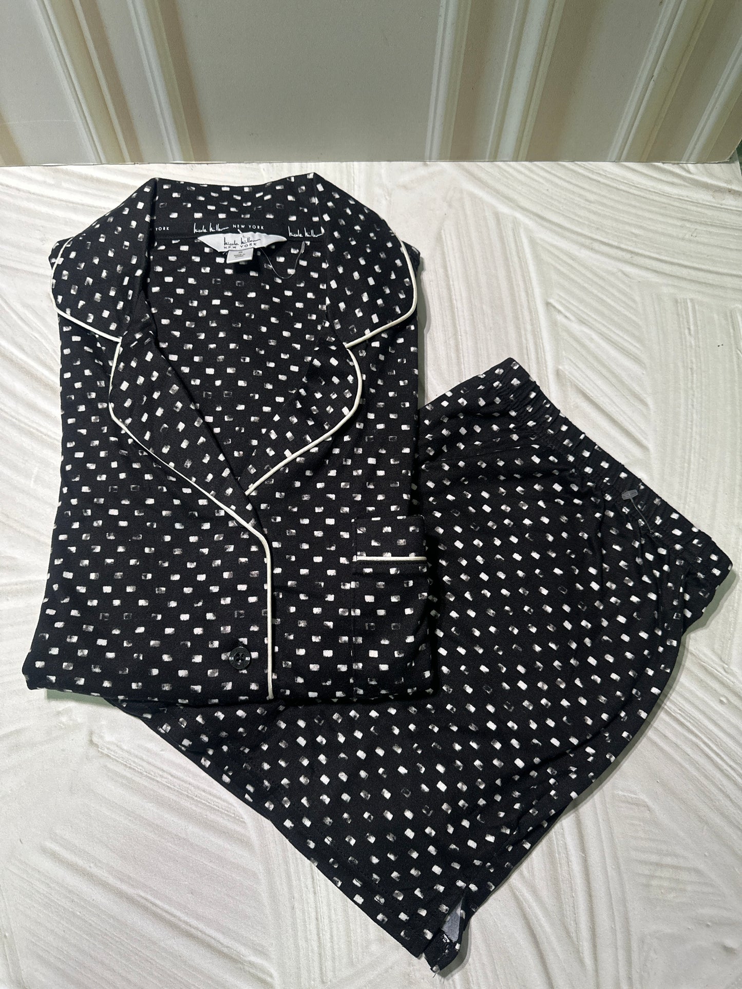 Pijama Negra y Blanco