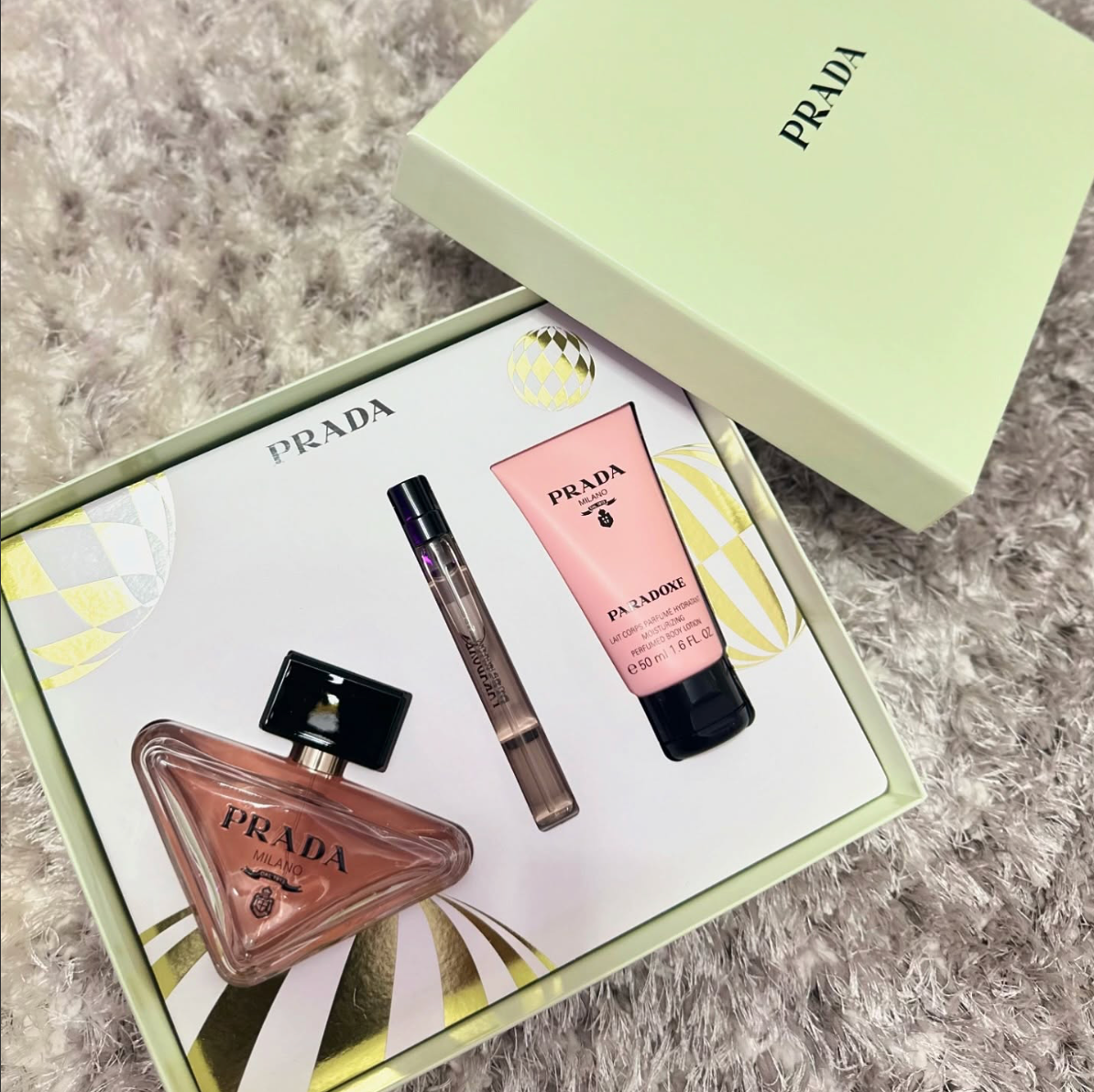 Prada Paradoxe 3pc Gift Set Parfum + Lotion + Travel Size