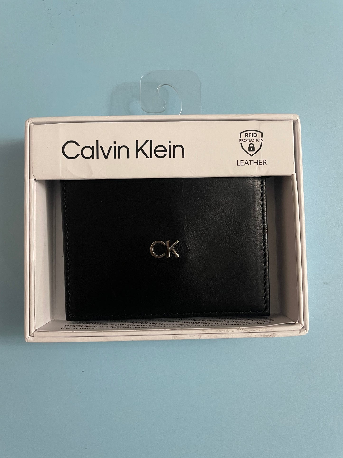 Billetera Calvin Klein color negro