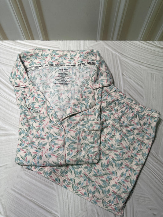 Pijama Floreada Nine West