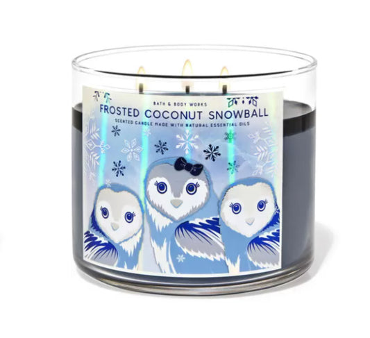 Vela de 3 Mechas Bath and Body Works Frosted Coconut Snowball