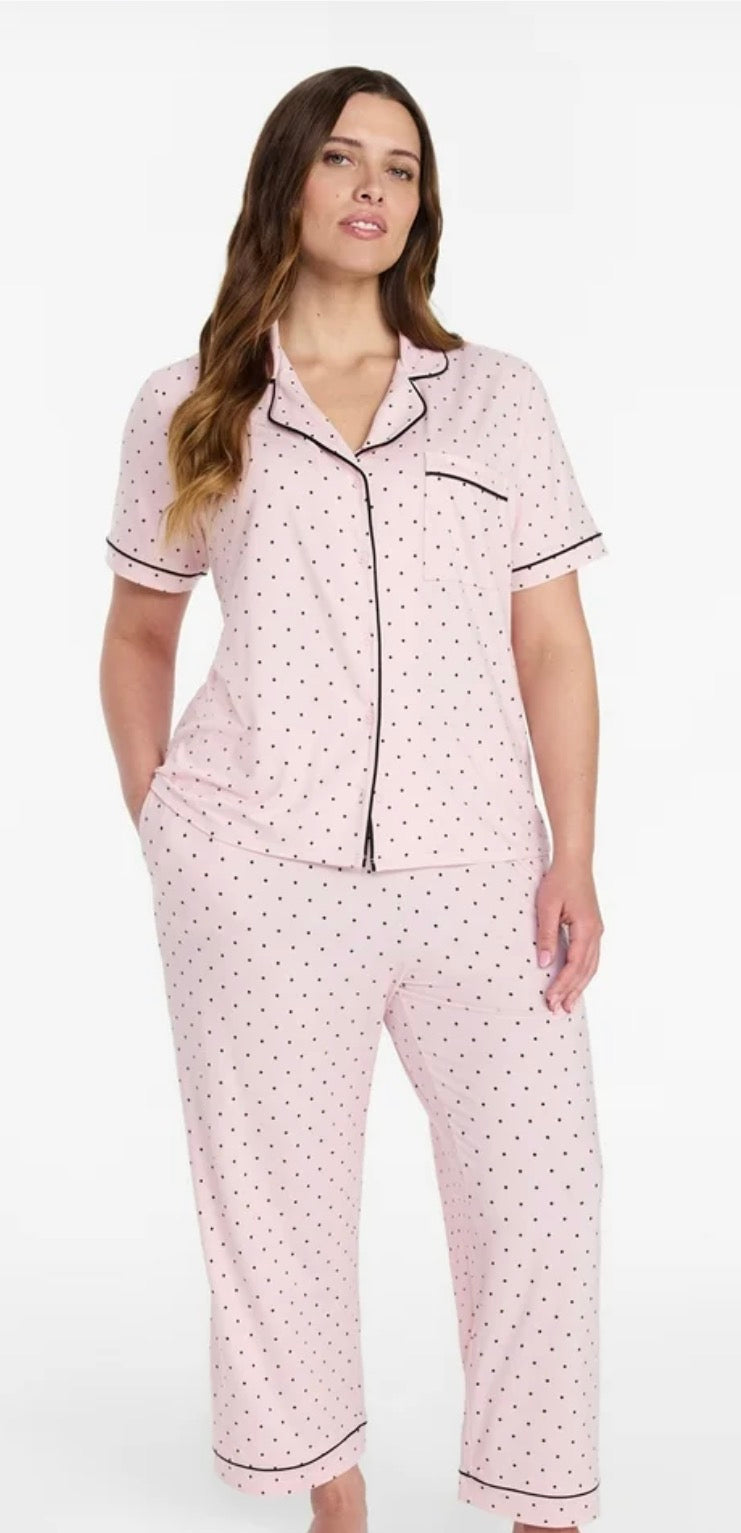 Pijama Rosada De Puntos