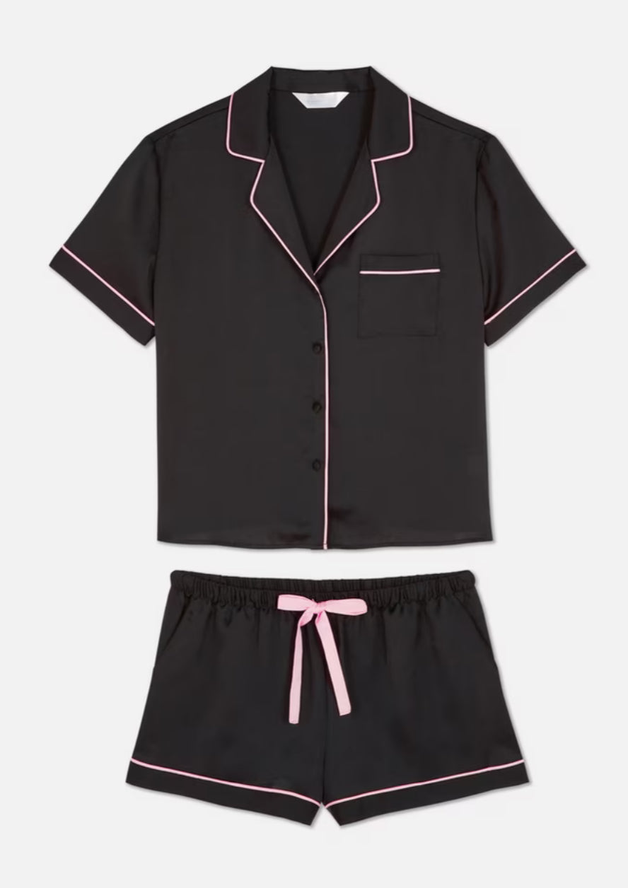 Pijama de Satin Negro y Rosado