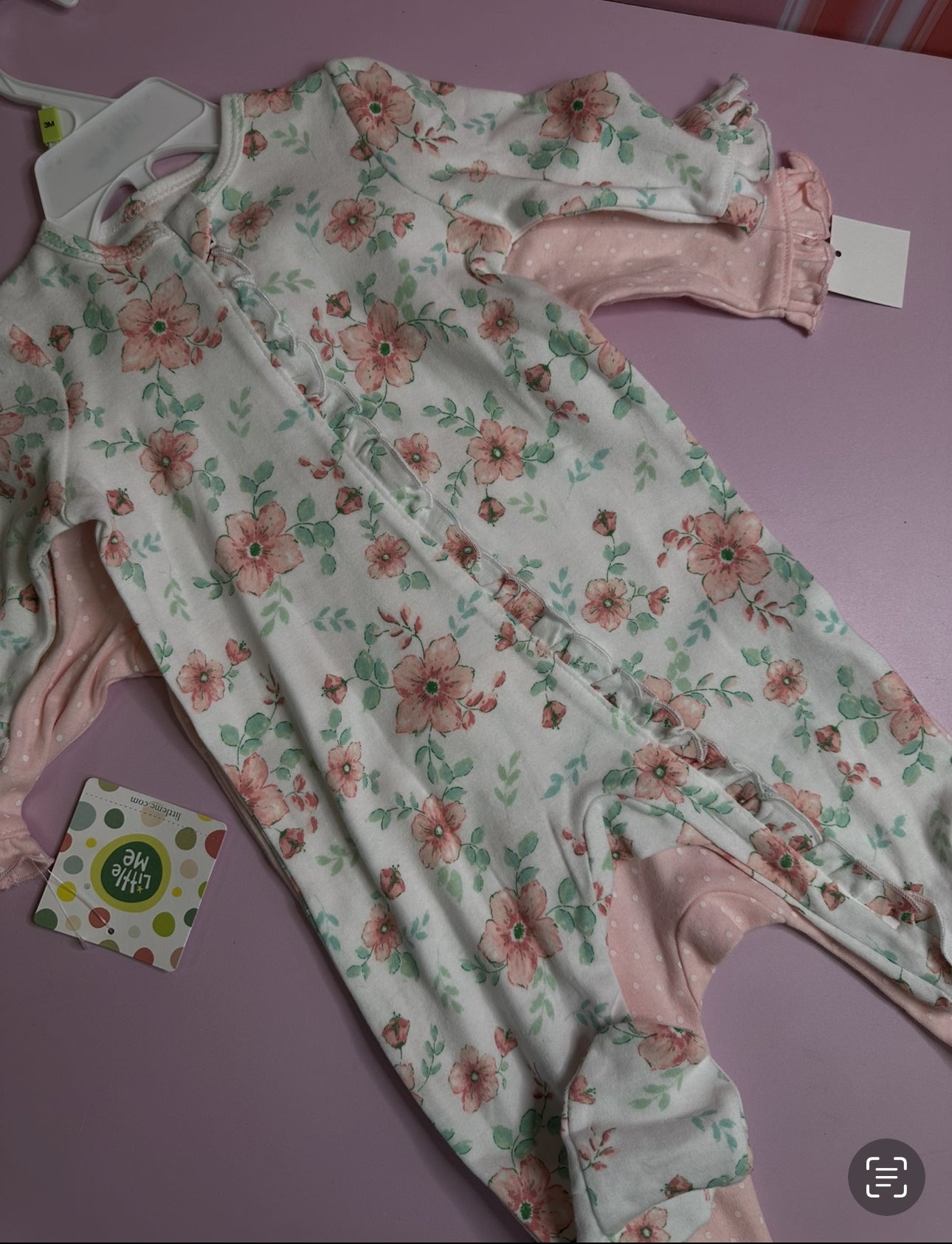 Pijama de 2 Piezas Floreada y Puntos