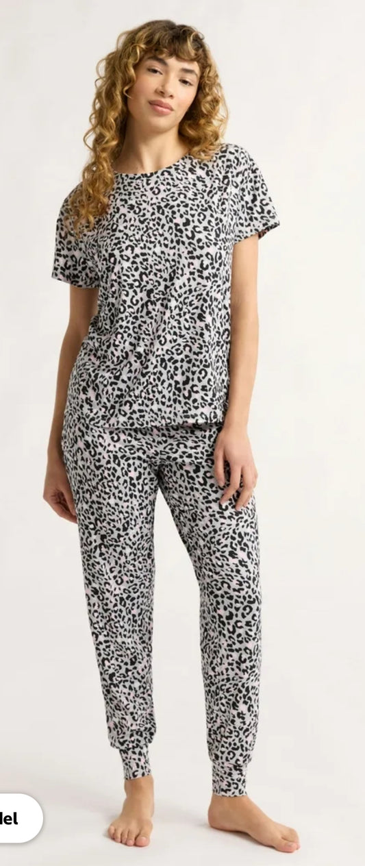 Pijama tigriada