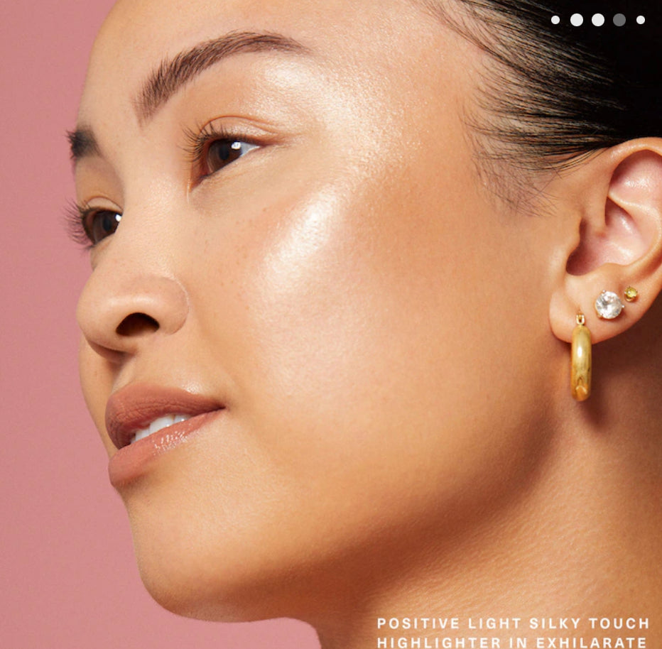 Rare Beauty by Selena Gomez 
Positive Light Silky Touch Highlighter