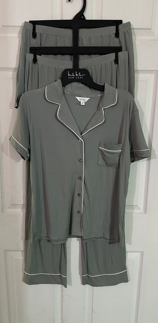 Pijama de 3 Piezas verde con Blanco