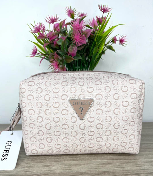 Cosmetiquera Guess
