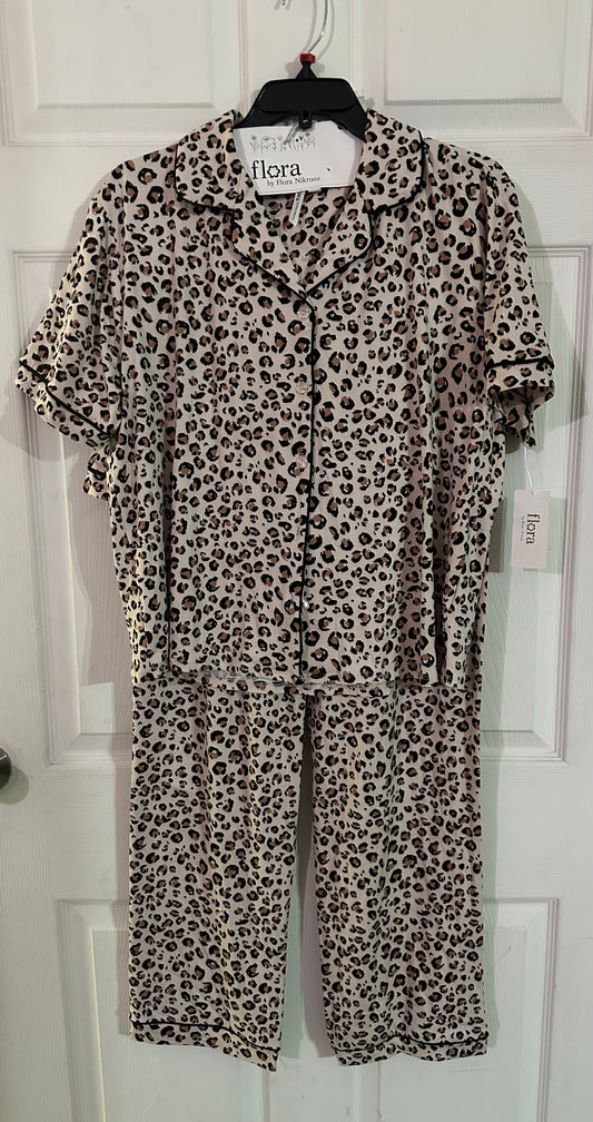 Pijama de 3 Piezas Tigriada