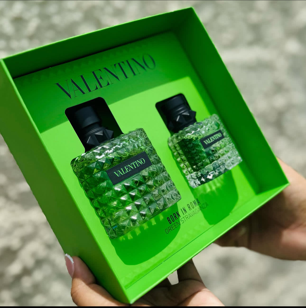 Valentino "Born in Roma Green Stravaganza
