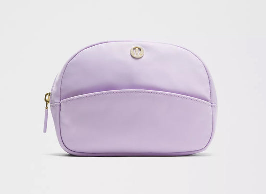 City Essentials Pouch
Mini Lululemon
