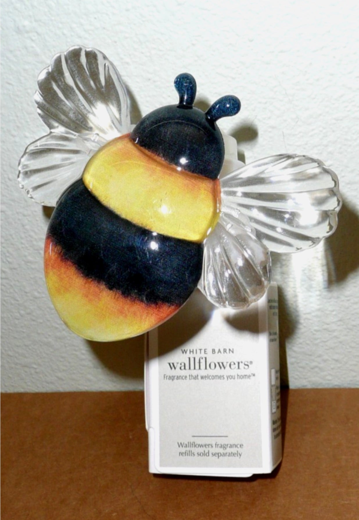Wallflowers Fragrance Plug Abeja 🐝