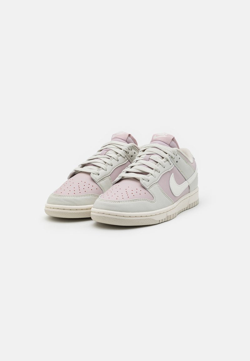 Tenis Nike dunk low next nature