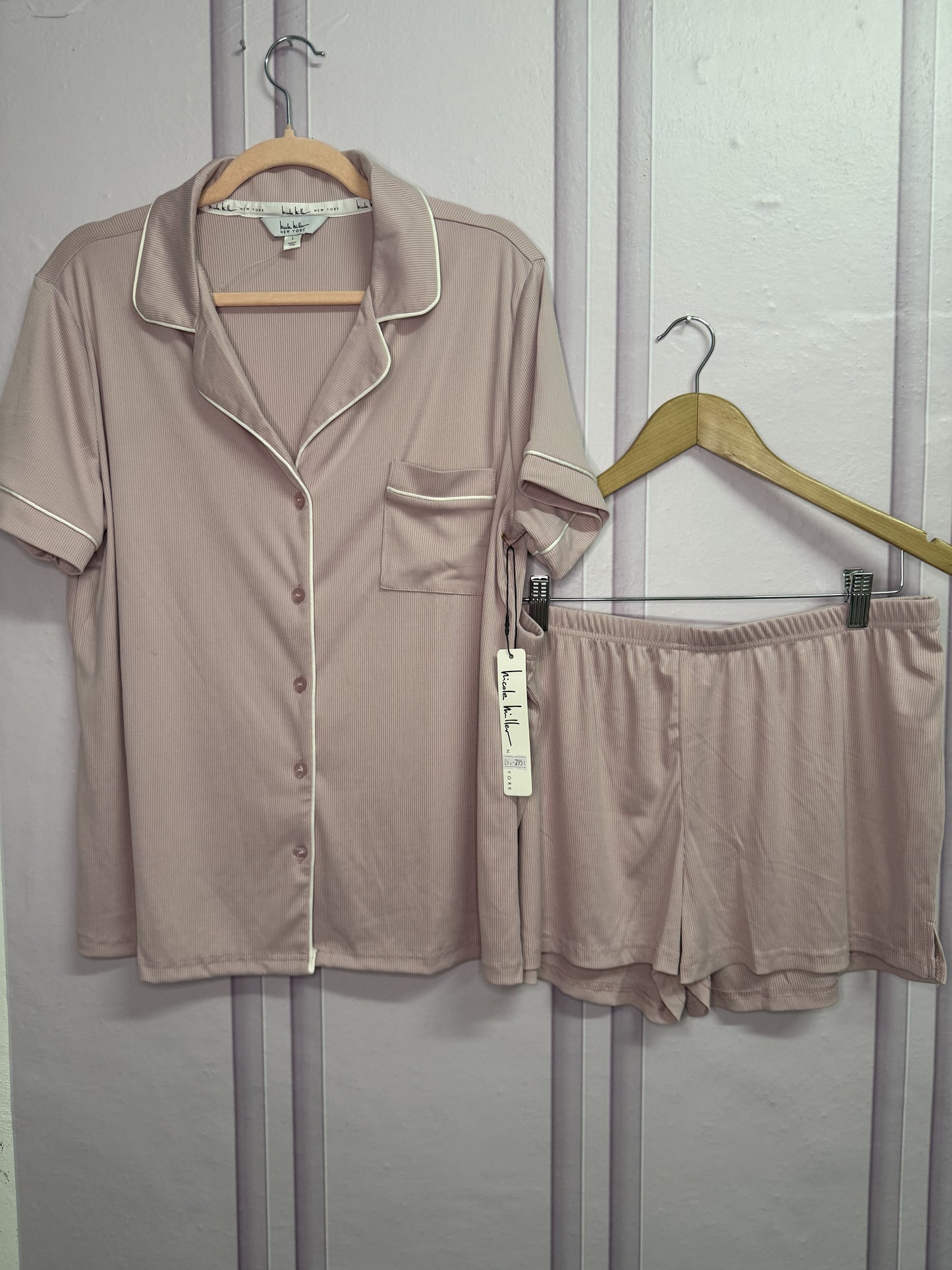 Soft Pink 🎀🤍 Pijama Short Nicole Miller