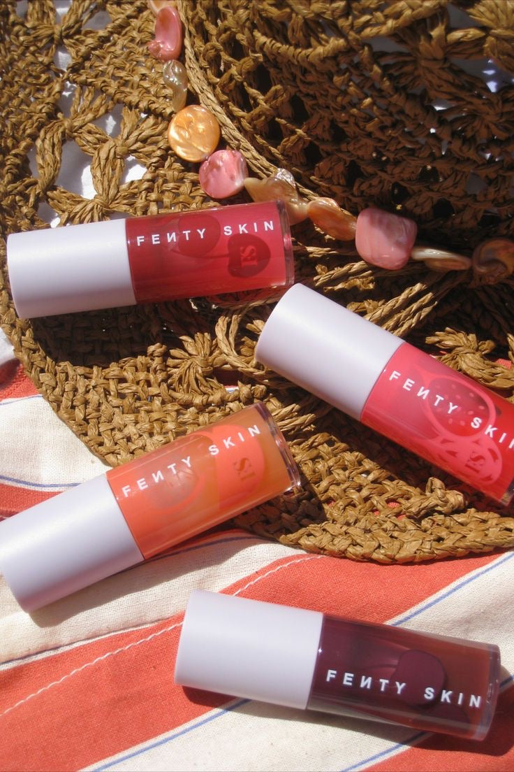 ✨Fenty Skin by Rihanna✨ Treatz Hydrating + Strenghtening Lip Oil