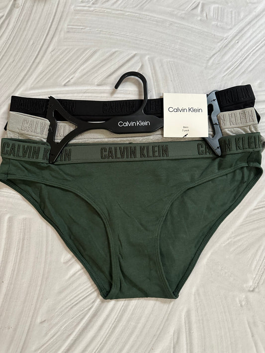 Set de panties Calvin Klein 3 pcs