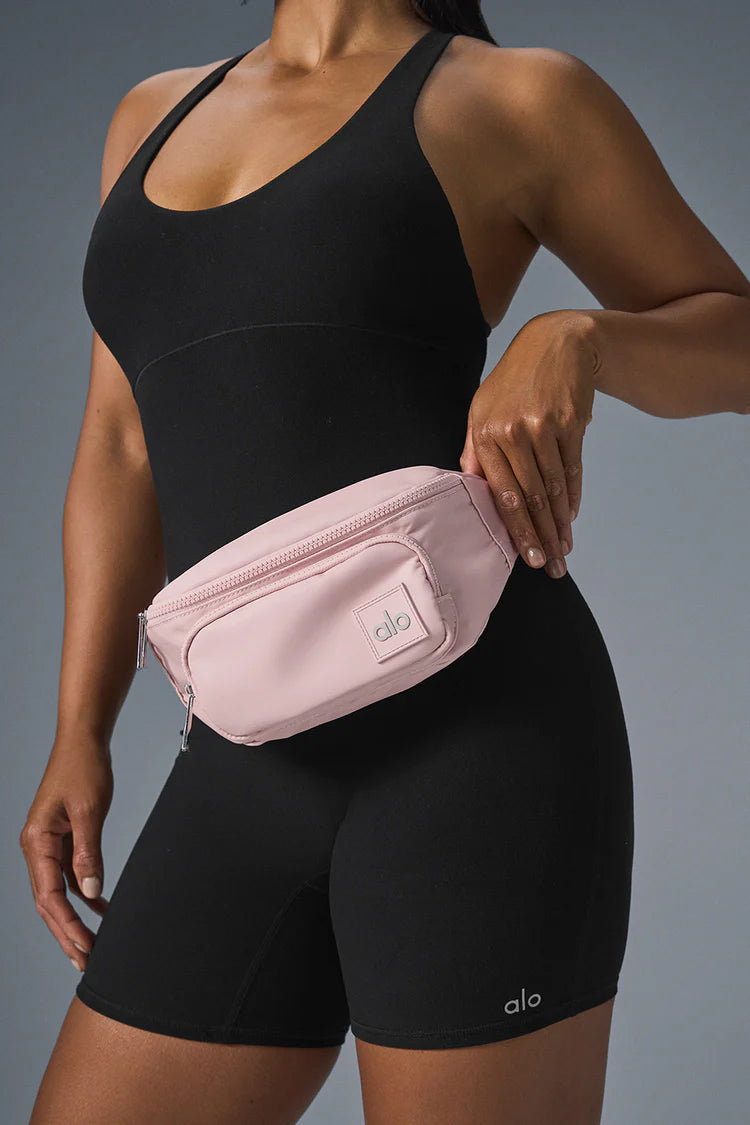 Alo Yoga✨ Explorer Fanny Pack