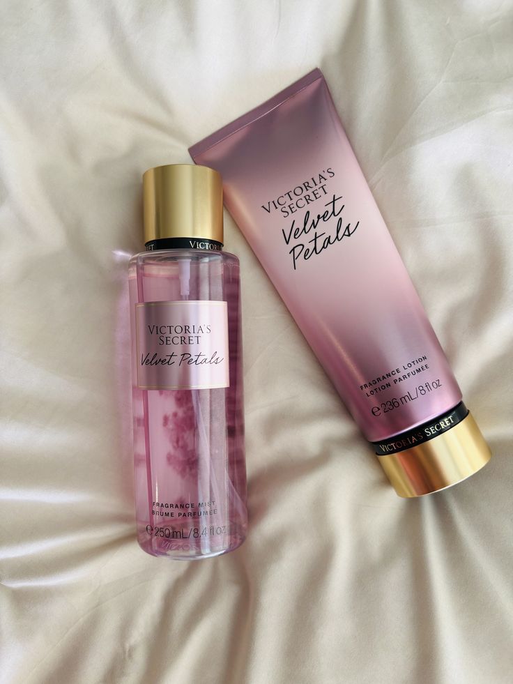 Victoria's Secret Velvet Petals Set 2pcs