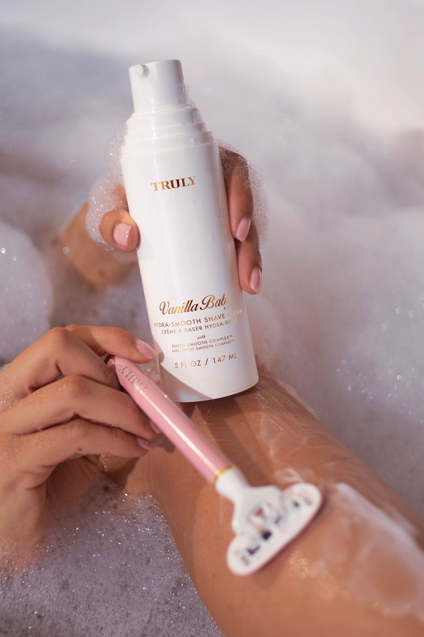 Hydra-Smooth Shave Cream Vanilla Baby