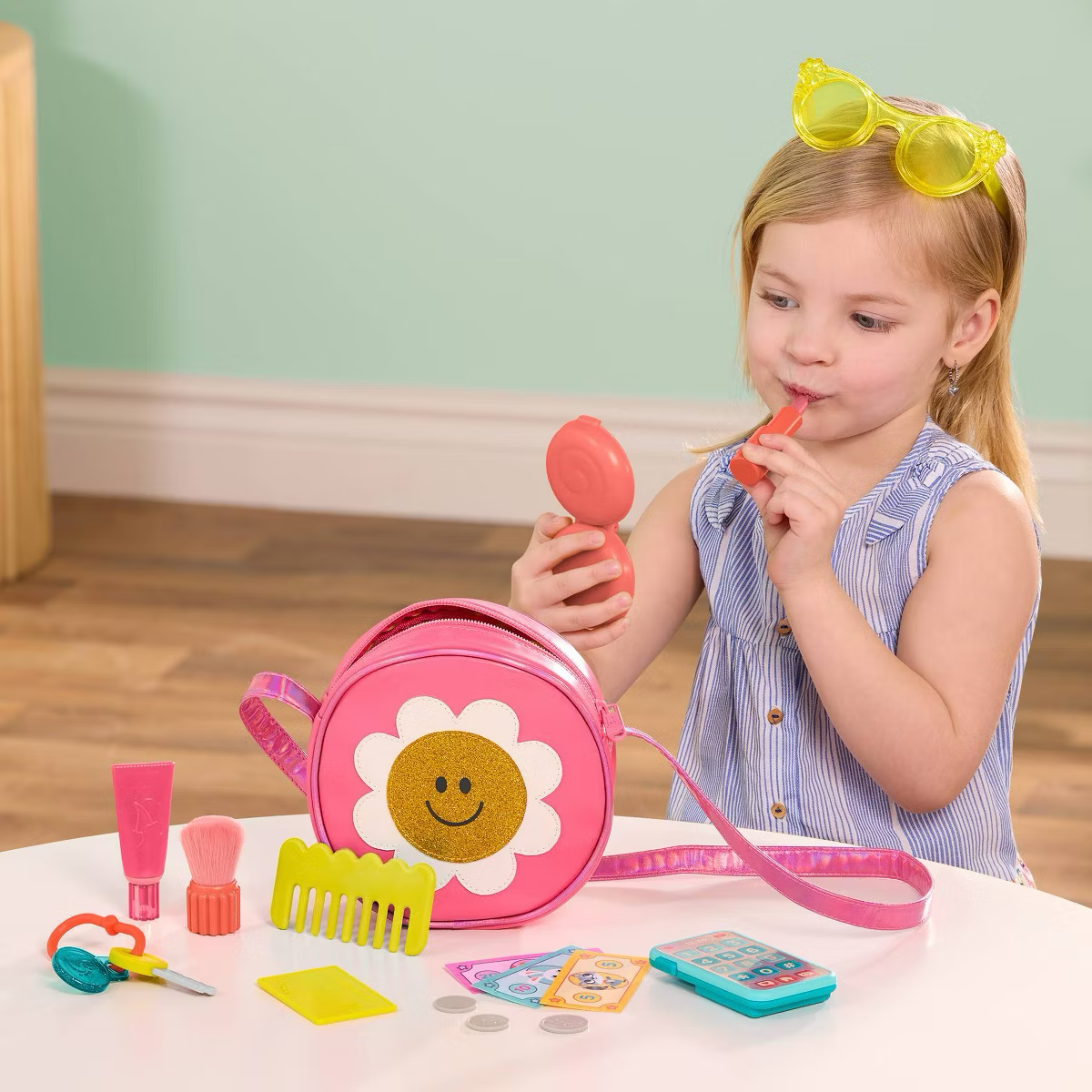 Cartera con accesorios de niña