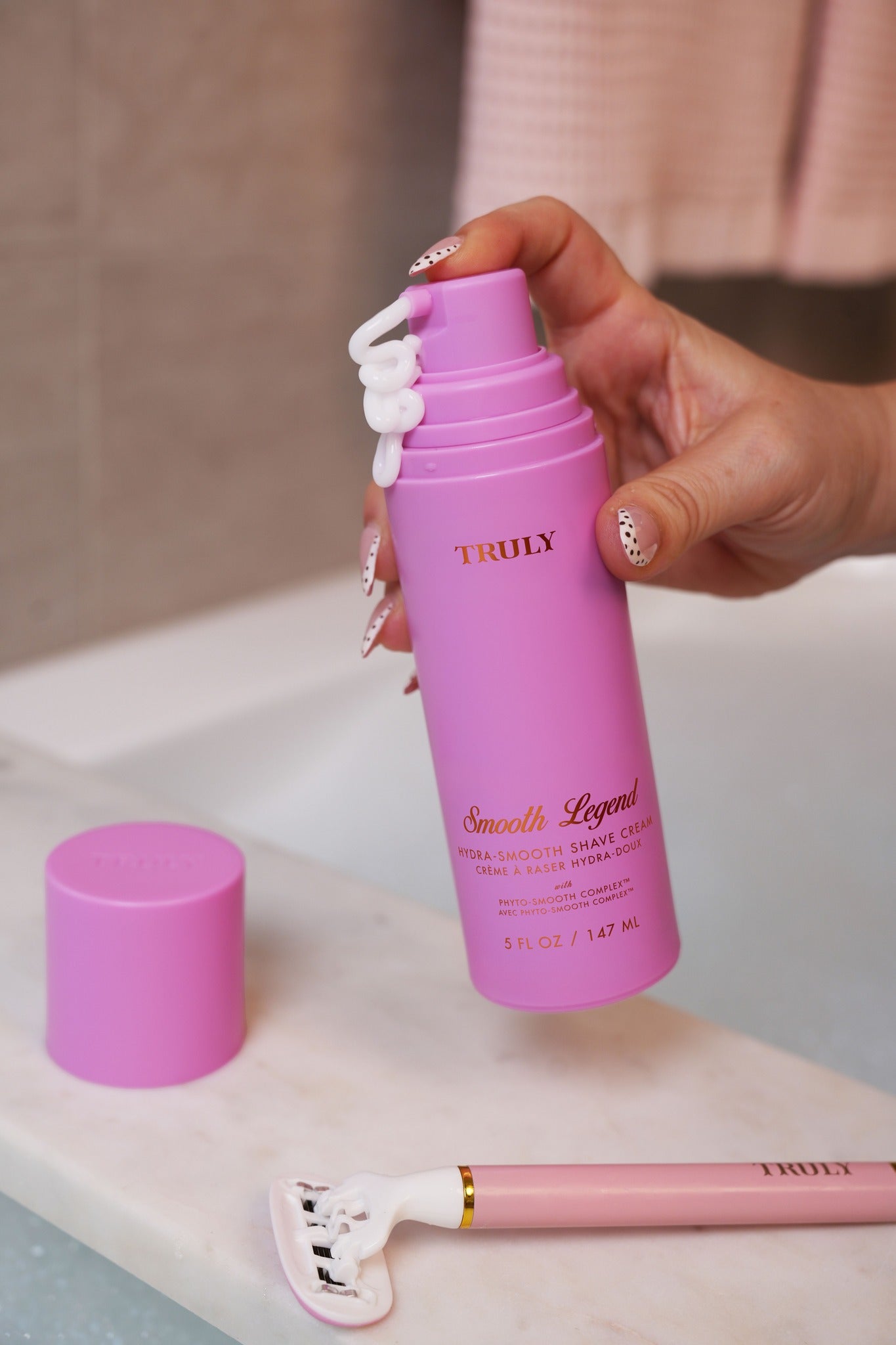 Truly Hydra-Smooth Shave Cream Smooth Legend