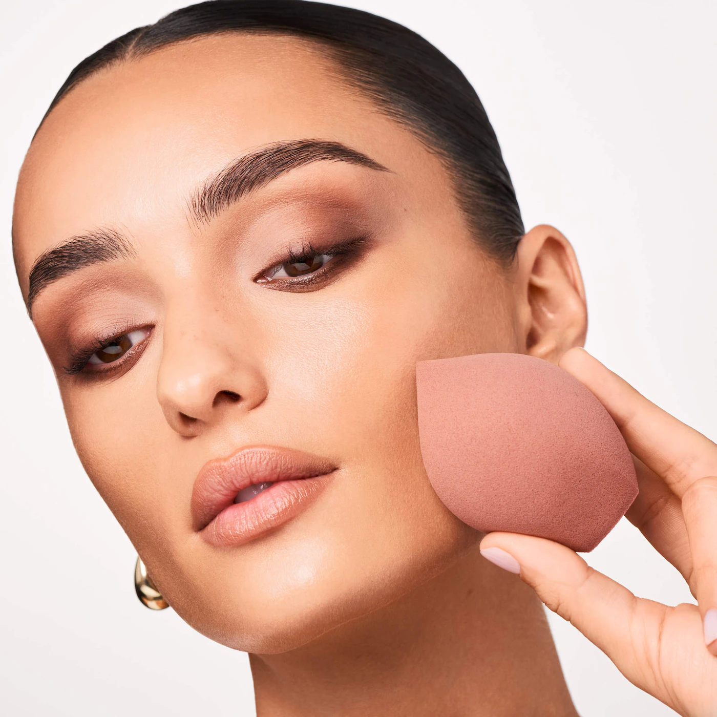 PATRICK TA Major Skin 5-In-1 Blending Sponge