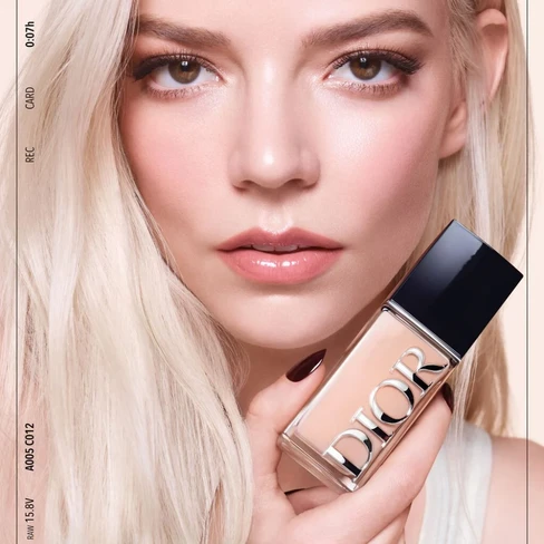 DIOR Forever Skin Glow Foundation, SPF 25