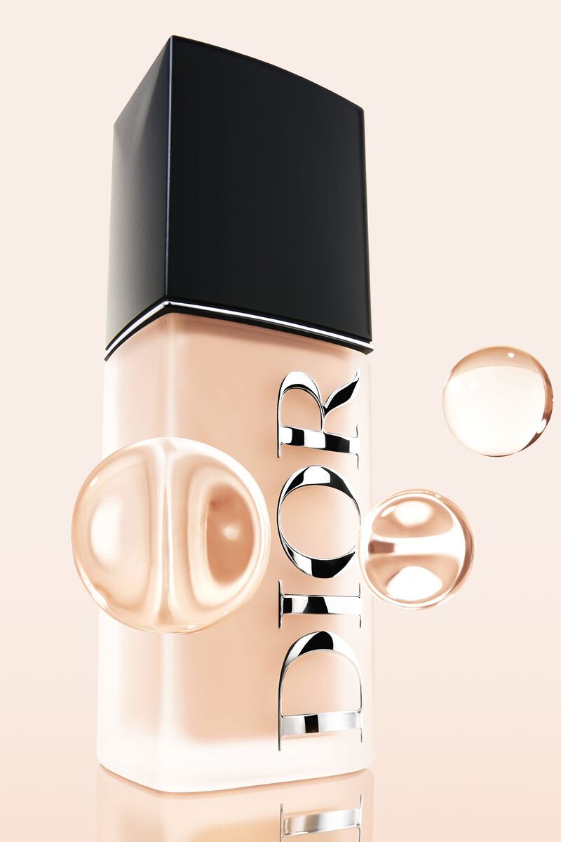 DIOR Forever Skin Wear Blurring Matte Foundation, SPF 20