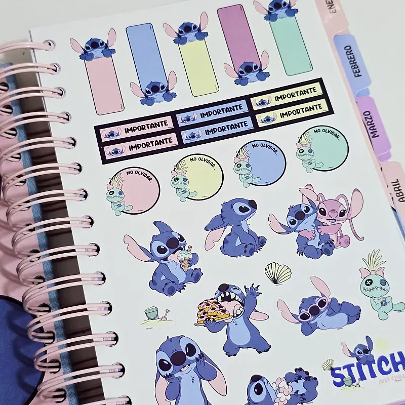 AGENDA 2026 STITCH DIA POR PAGINA BY MOOVING